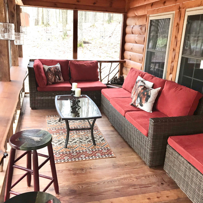 Screened in Porch sitting area